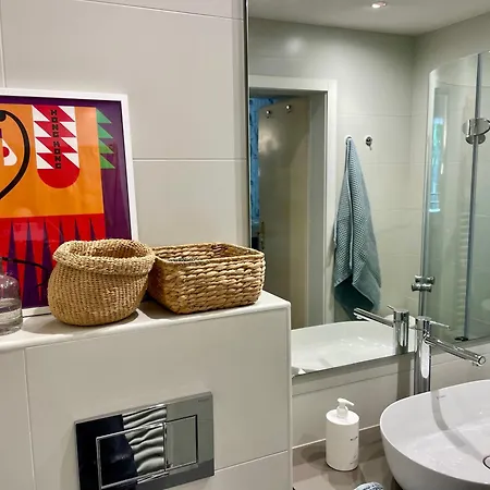 Luxury, Quiet Flat Overlooking Appartement *