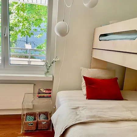 Apartment Luxury, Quiet Flat Overlooking Zürich