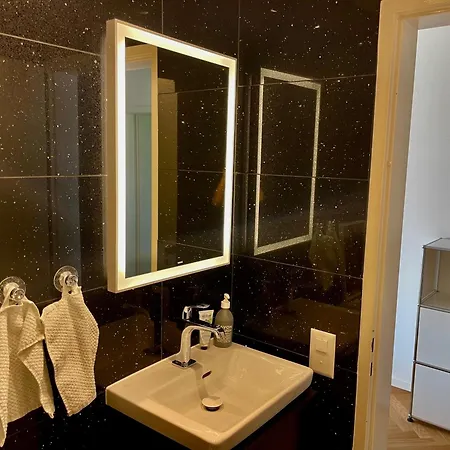 Luxury, Quiet Flat Overlooking * Zürich