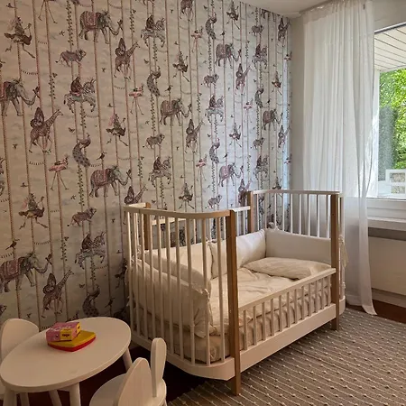 Appartement Luxury, Quiet Flat Overlooking *