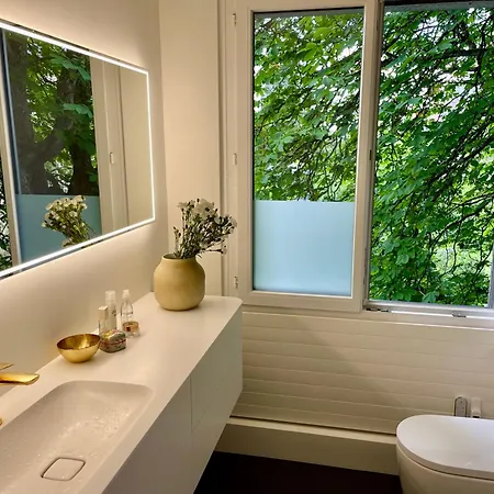 Luxury, Quiet Flat Overlooking * Zürich