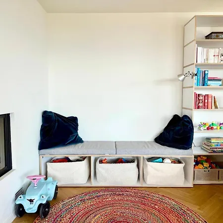 Luxury, Quiet Flat Overlooking Apartment Zürich