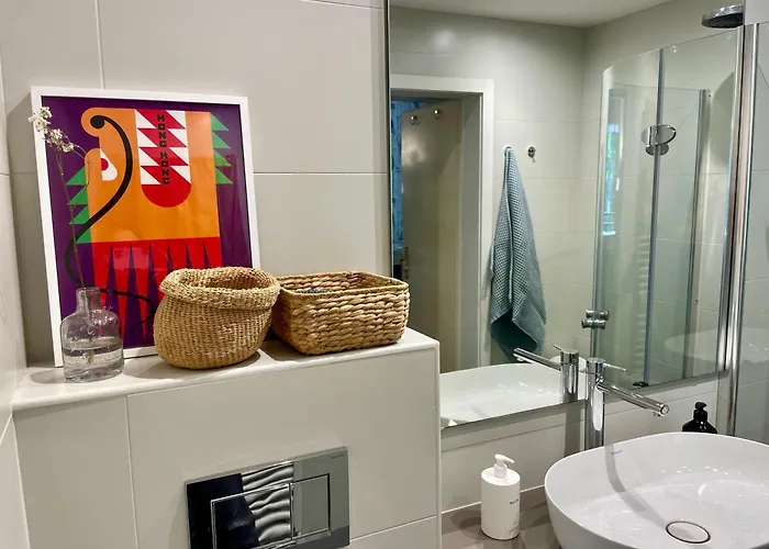 Luxury, Quiet Flat Overlooking Apartman *