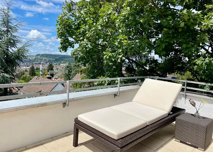 Lägenhet Luxury, Quiet Flat Overlooking