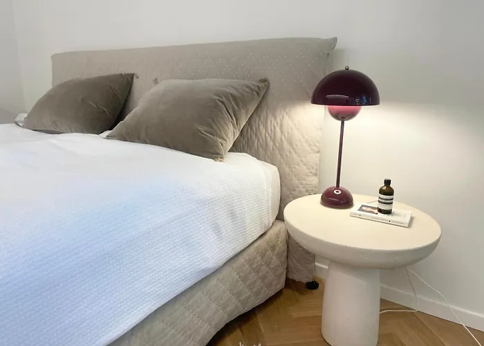 Luxury, Quiet Flat Overlooking * Zürich