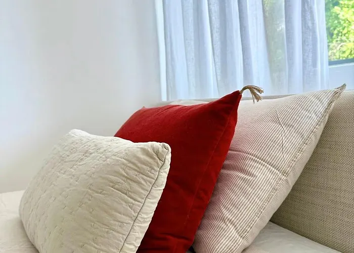 Luxury, Quiet Flat Overlooking Apartman Zürich