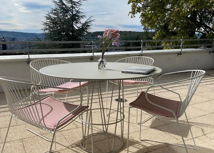 Apartamento Luxury, Quiet Flat Overlooking